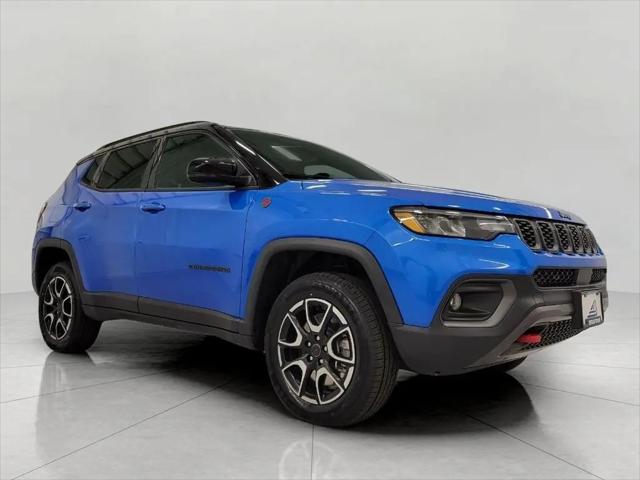 2025 Jeep Compass Trailhawk 4x4 for sale in Appleton, WI
