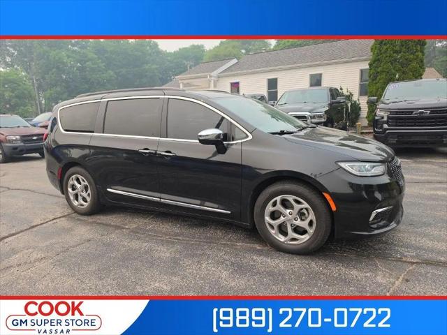 2023 Chrysler Pacifica Limited for sale in Vassar, MI