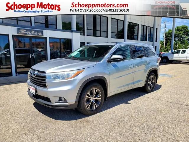 2016 Toyota Highlander XLE V6 for sale in Madison, WI