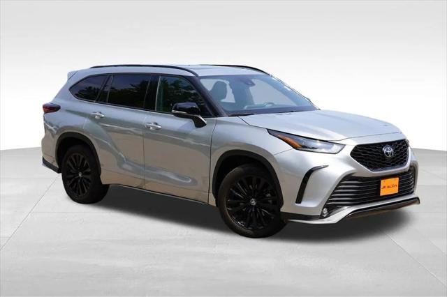 2025 Toyota Highlander XSE for sale in Lakeville, MN