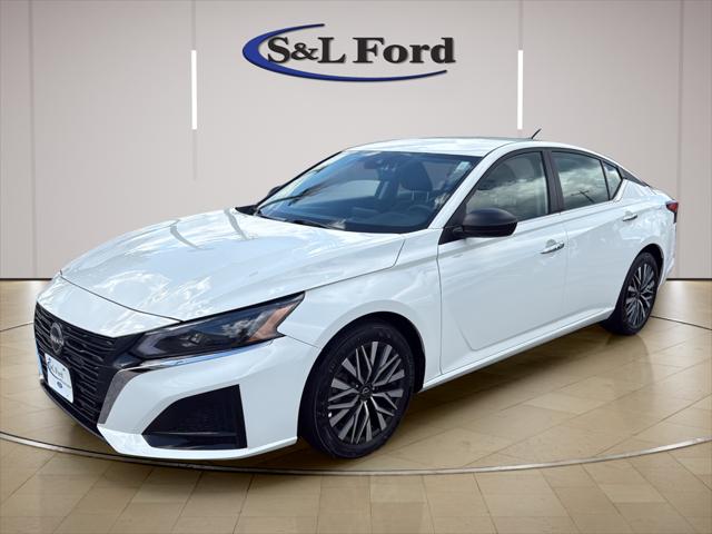2025 Nissan Altima SV FWD for sale in Oconto Falls, WI