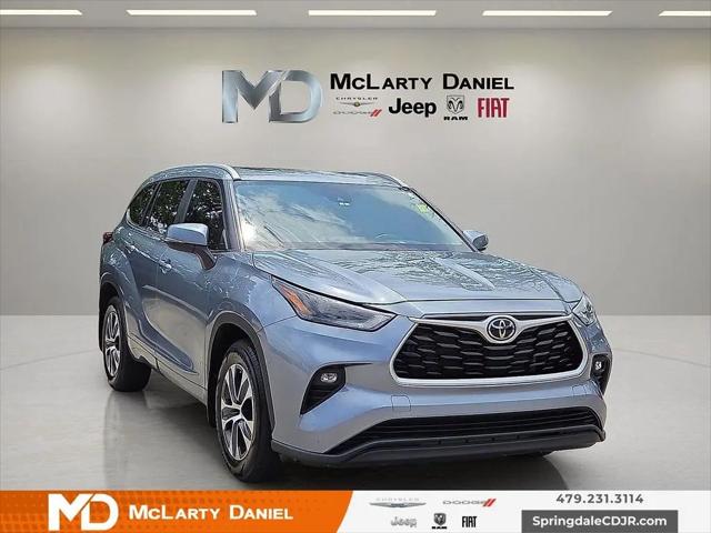 2023 Toyota Highlander XLE for sale in Springdale, AR
