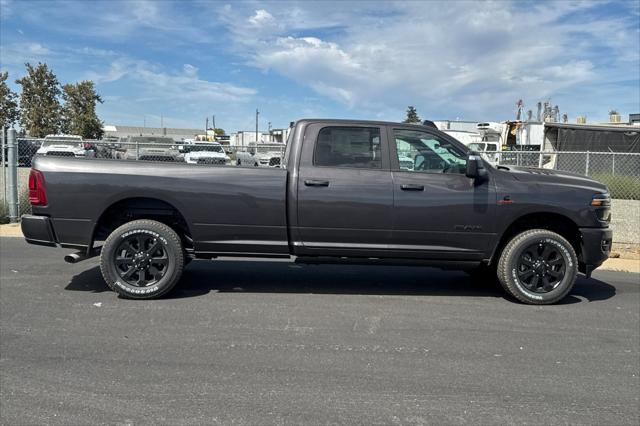 2026 RAM Ram 3500 RAM 3500 LARAMIE CREW CAB 4X4 8 BOX
