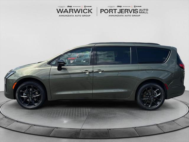 2027 Chrysler Pacifica Limited