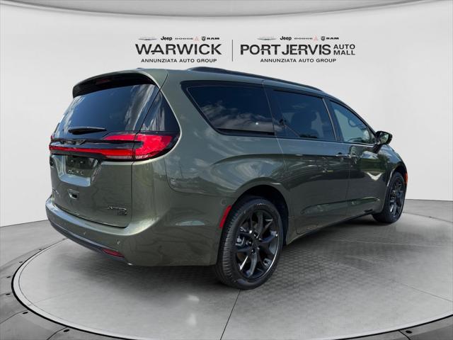 2027 Chrysler Pacifica Limited