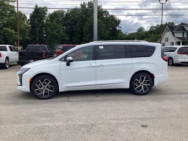 2027 Chrysler Pacifica Pinnacle