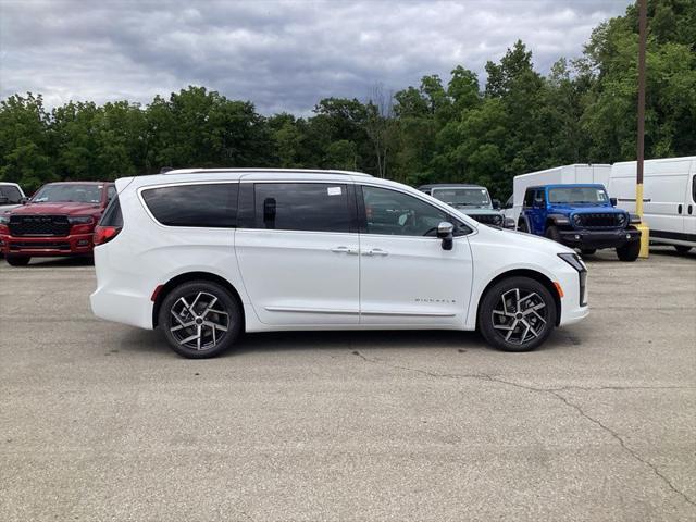 2027 Chrysler Pacifica Pinnacle