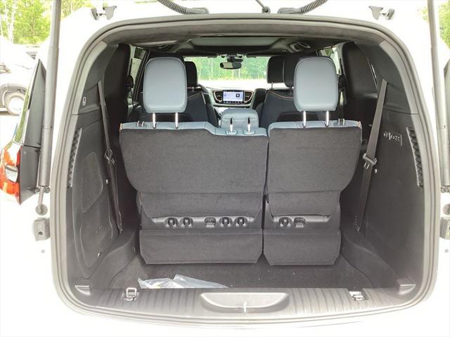 2027 Chrysler Pacifica Pinnacle