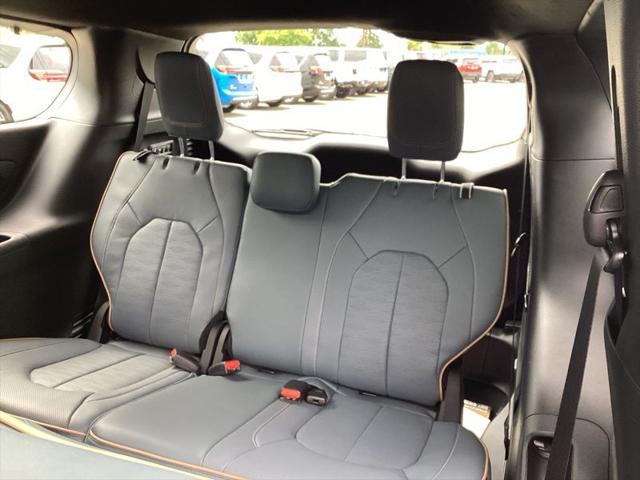 2027 Chrysler Pacifica Pinnacle