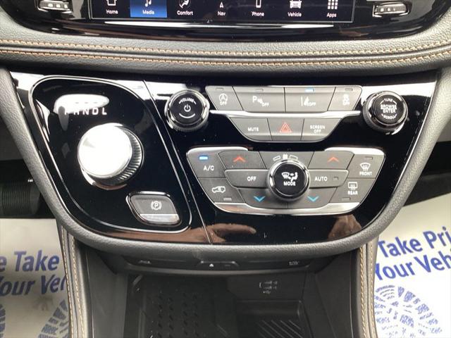 2027 Chrysler Pacifica Pinnacle