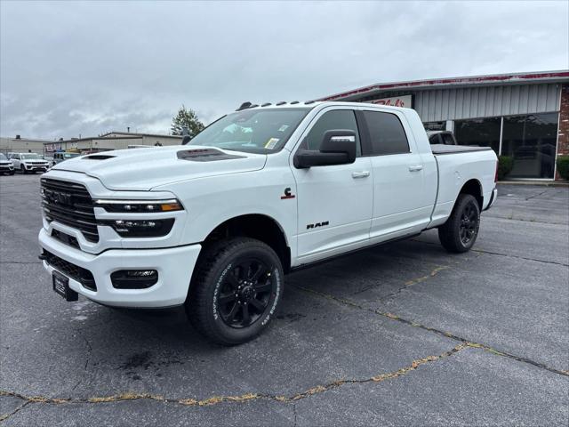 2026 RAM Ram 3500 RAM 3500 LARAMIE MEGA CAB 4X4 64 BOX 2026 RAM Ram 3500 RAM 3500 LARAMIE MEGA CAB 4X4 64 BOX