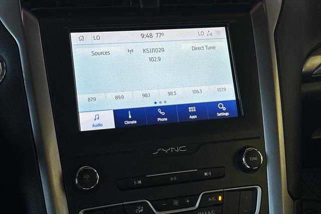 2020 Ford Fusion SE