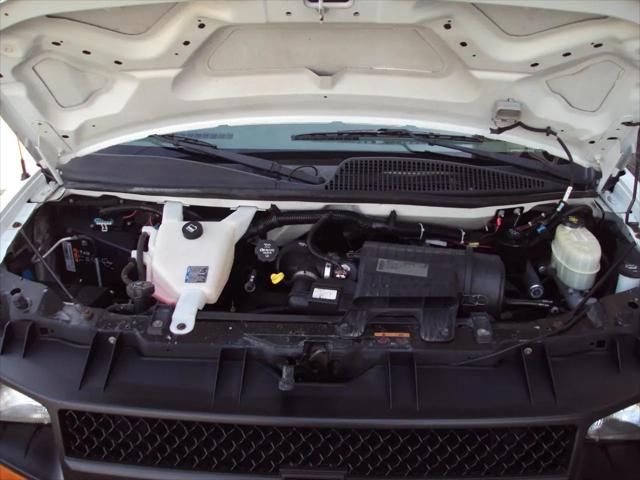 2013 Chevrolet Express LS
