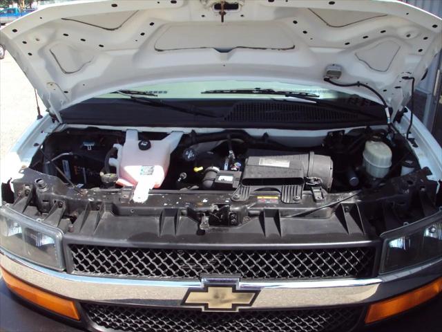 2013 Chevrolet Express LT