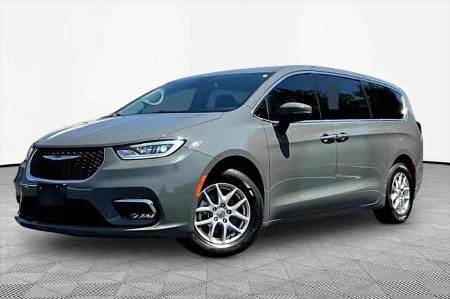 2023 Chrysler Pacifica Touring L for sale in Fort Walton Beach, FL