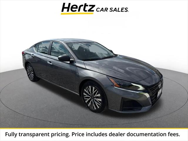 2025 Nissan Altima SV FWD for sale in Woodhaven, MI