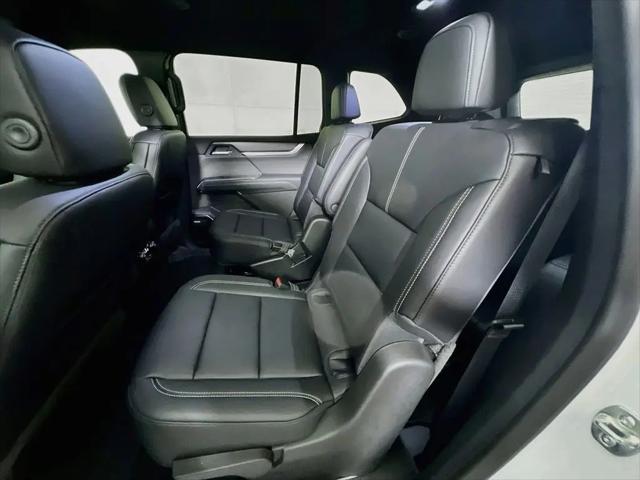2026 GMC Acadia Elevation AWD