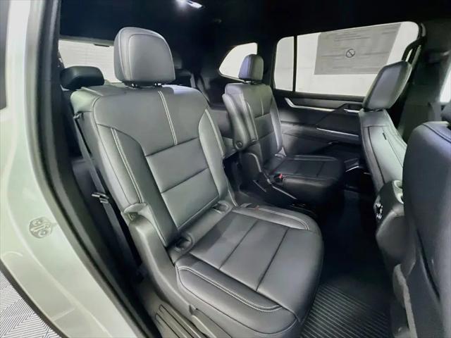 2026 GMC Acadia Elevation AWD