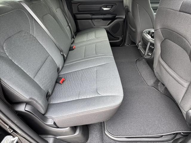 2026 Ram 1500 Express Crew Cab 4x4 57 Box