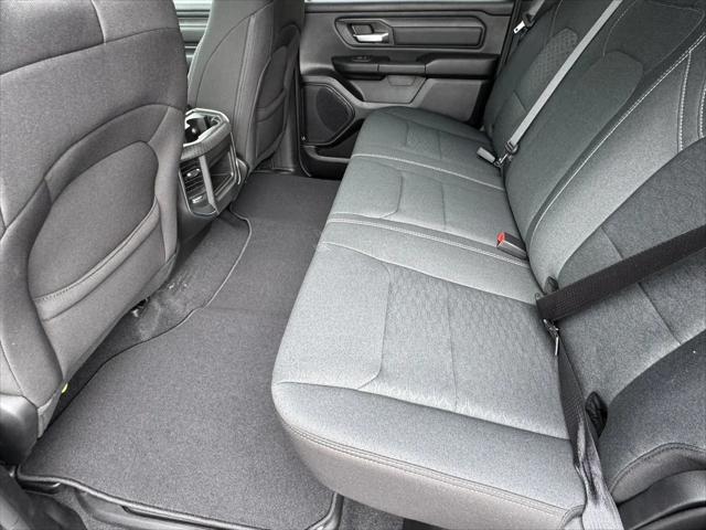 2026 Ram 1500 Express Crew Cab 4x4 57 Box