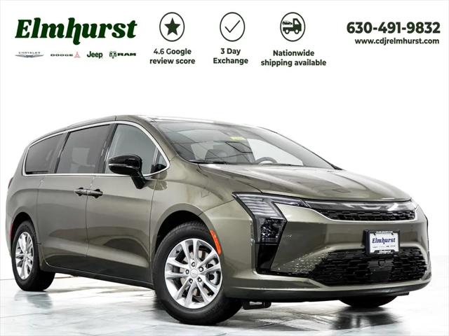 2027 Chrysler Pacifica Select for sale in Elmhurst, IL