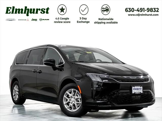 2027 Chrysler Pacifica Select for sale in Elmhurst, IL