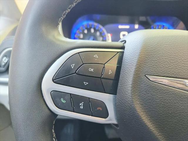2022 Chrysler Pacifica Touring L AWD