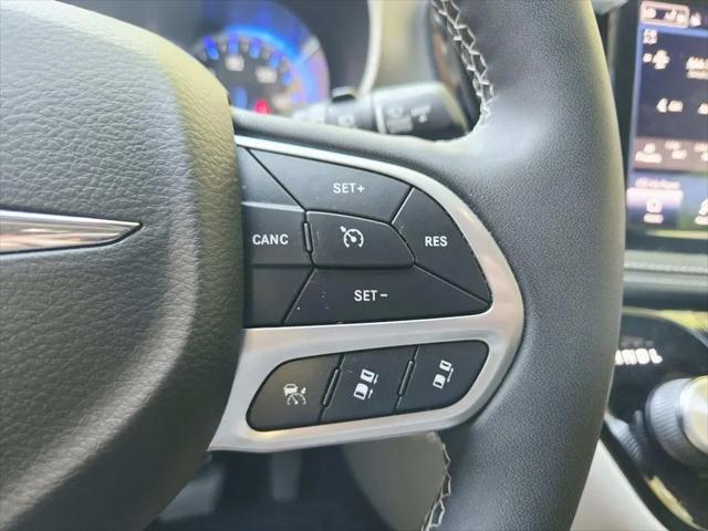 2022 Chrysler Pacifica Touring L AWD