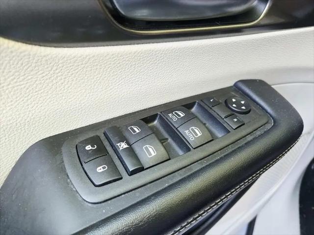 2022 Chrysler Pacifica Touring L AWD