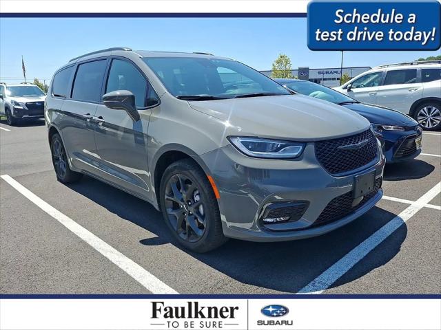 2022 Chrysler Pacifica Limited AWD for sale in Easton, PA