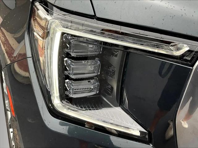 2021 GMC Yukon 4WD Denali