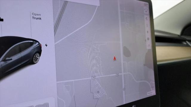 2021 Tesla Model 3 Standard Range Plus Rear-Wheel Drive