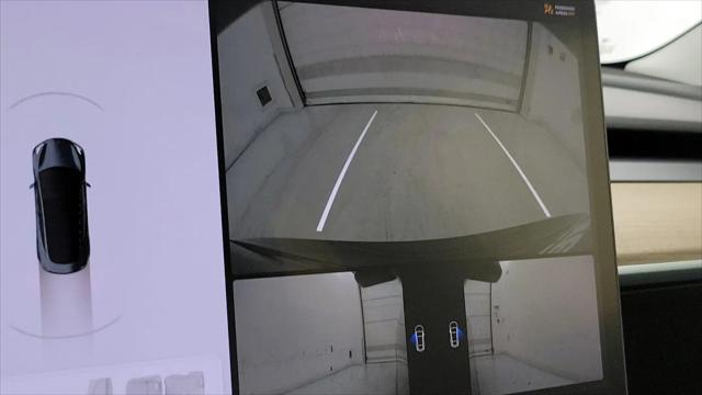 2021 Tesla Model 3 Standard Range Plus Rear-Wheel Drive