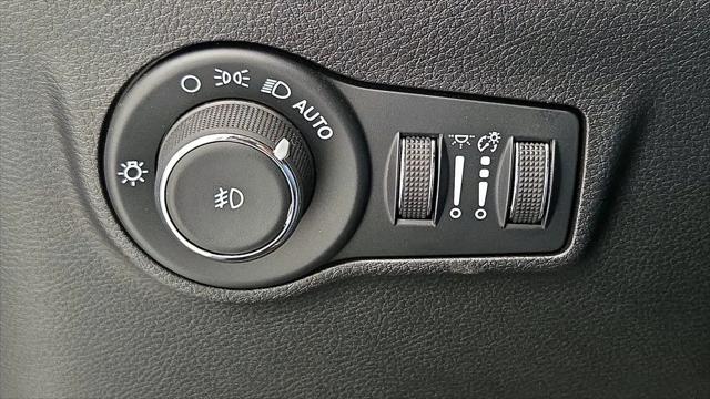 2024 Jeep Compass Latitude Lux FWD