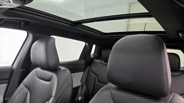 2024 Jeep Compass Latitude Lux FWD