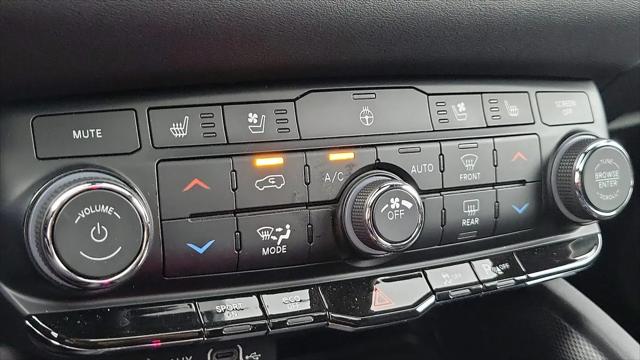 2023 Dodge Durango Hemi Orange RWD