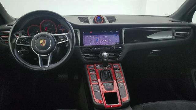 2021 Porsche Macan Macan