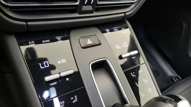 2024 Porsche Macan T