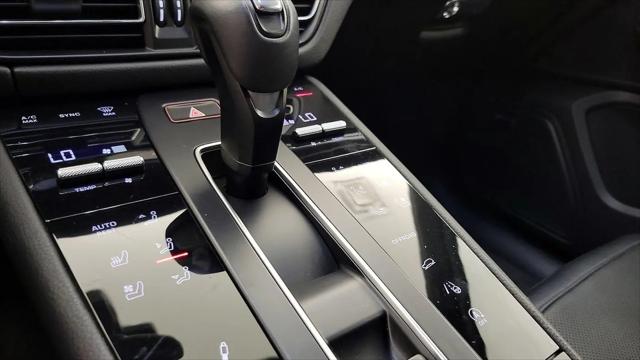 2024 Porsche Macan T