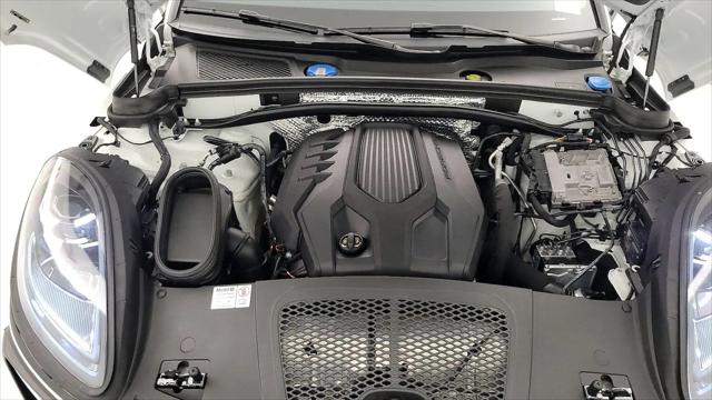 2024 Porsche Macan T