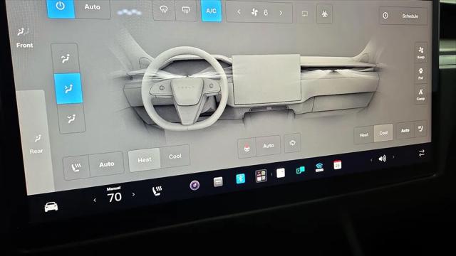 2024 Tesla Model X Plaid Tri Motor All-Wheel Drive