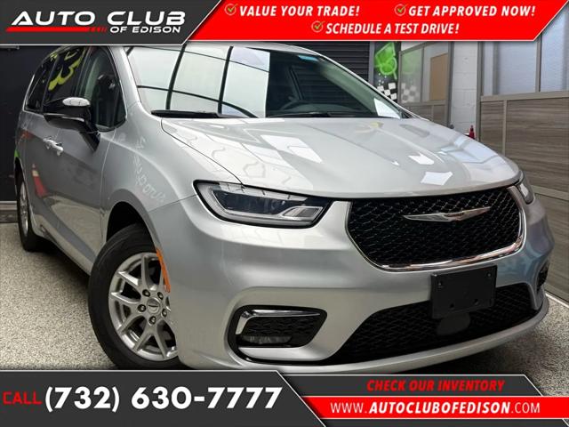 2024 Chrysler Pacifica Touring L for sale in Edison, NJ
