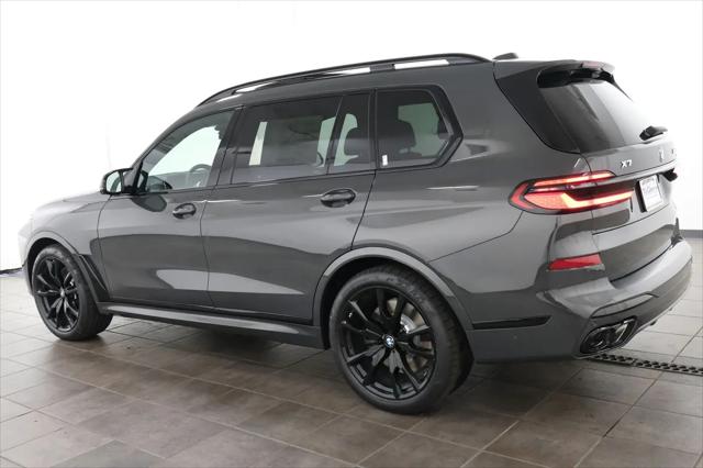 2027 BMW X7 M60i