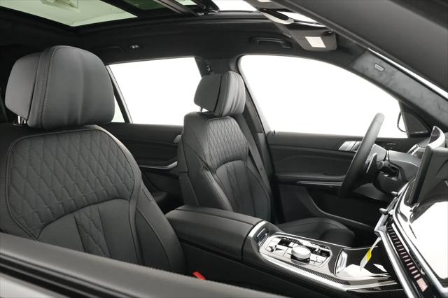 2027 BMW X7 M60i