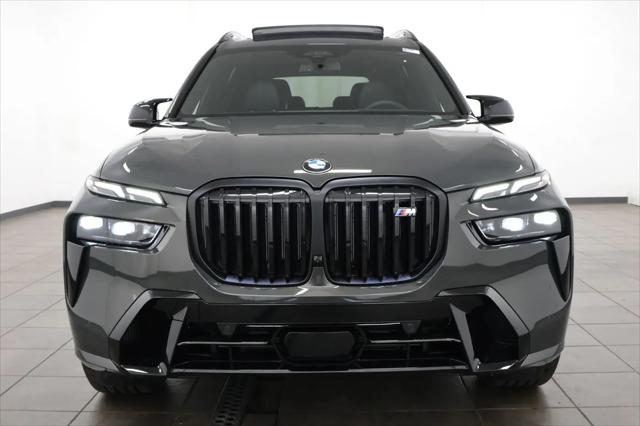 2027 BMW X7 M60i