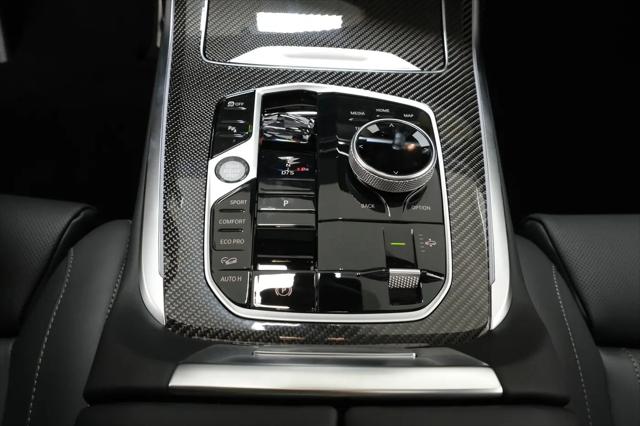 2027 BMW X7 M60i