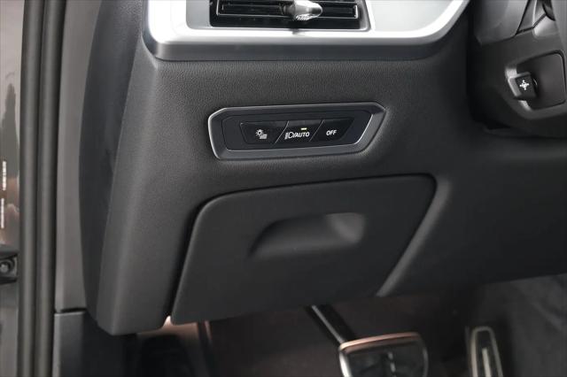 2027 BMW X7 M60i