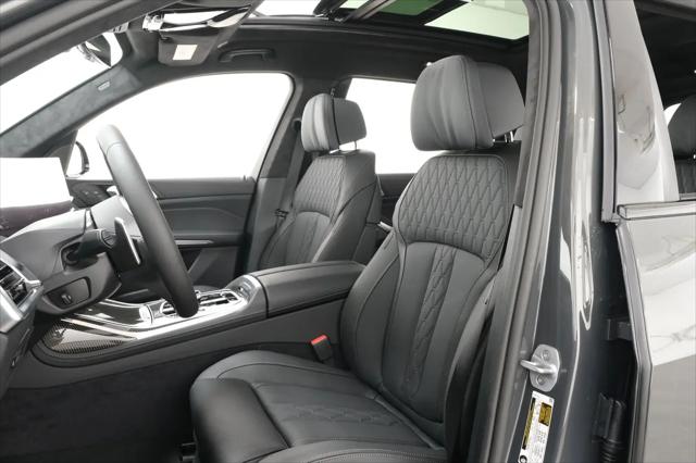 2027 BMW X7 M60i