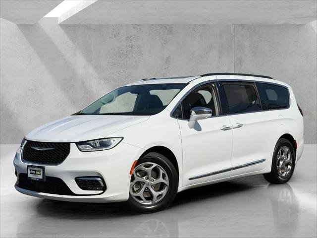 2022 Chrysler Pacifica Limited for sale in Las Vegas, NV