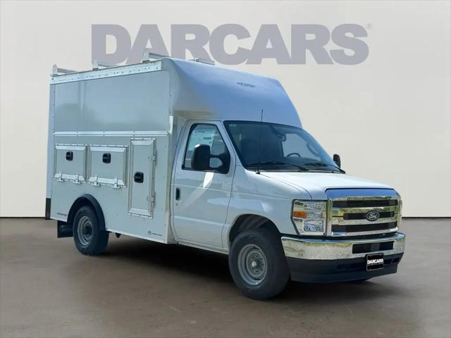 2027 Ford E-350 Cutaway E-350 for sale in Lanham, MD